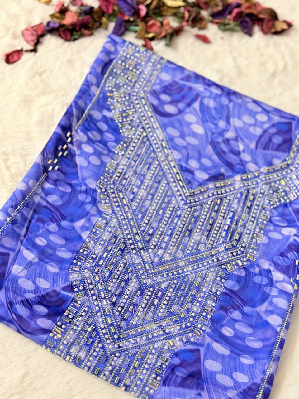 مخور حرير إندونيسي أزرق